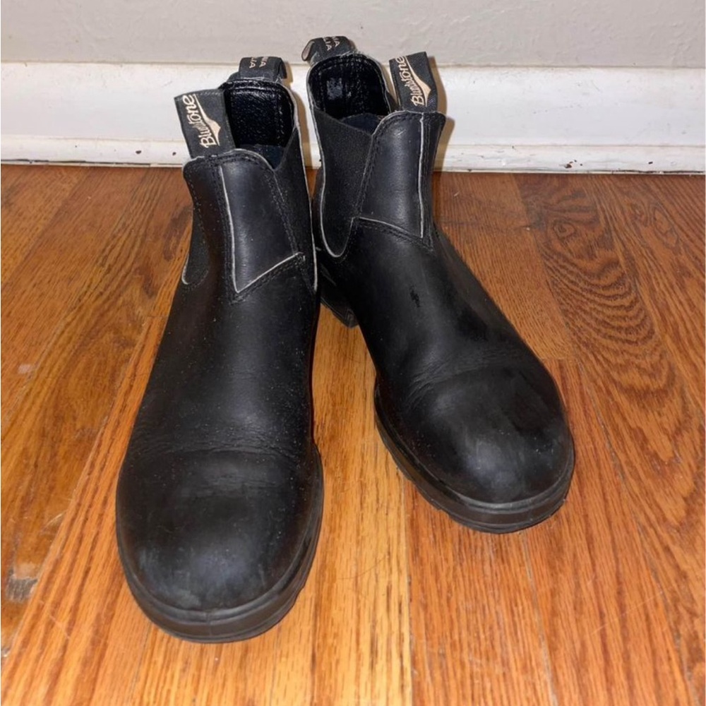 Blundstone boots size 8.5. Black, great condition